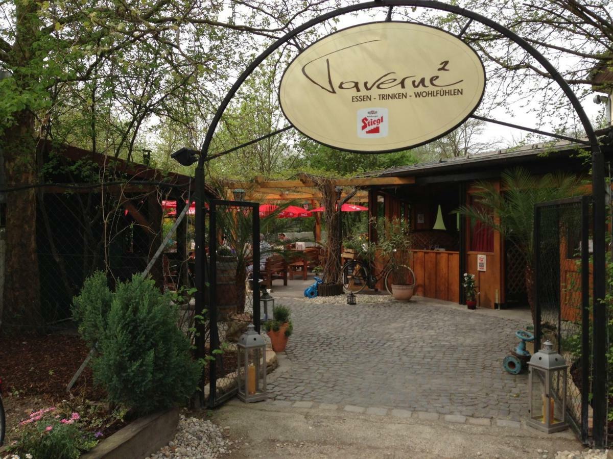 Donaupark Camping Tulln Tulln An Der Donau Exterior photo