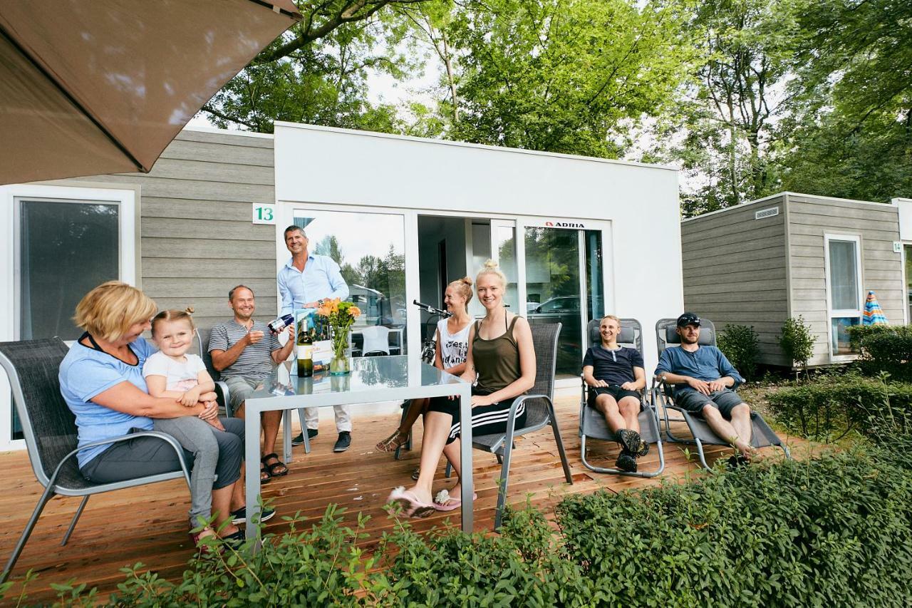 Donaupark Camping Tulln Tulln An Der Donau Exterior photo